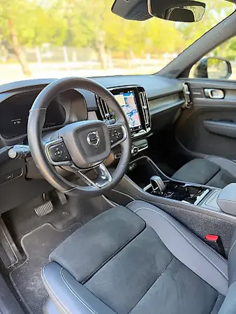 Volvo XC40 Recharge - Imagem 5