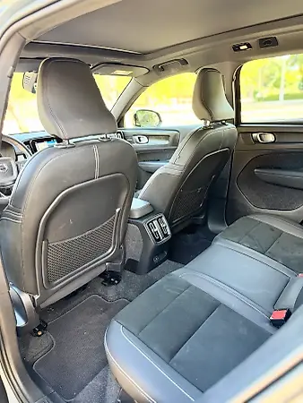 Volvo XC40 Recharge - Imagem 6
