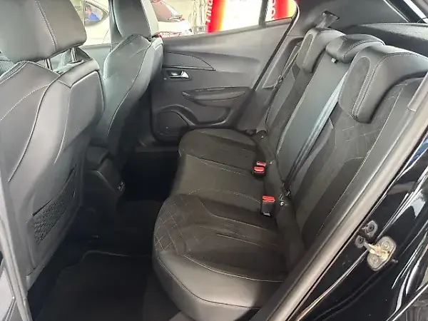 Peugeot E-2008 - Imagem 6