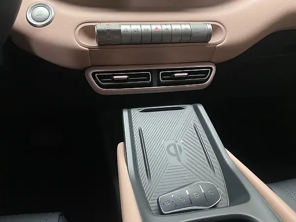 BYD Dolphin Mini - Imagem 16