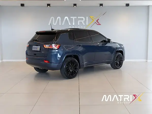 Jeep Compass 4xe Plug-in Hybrid - Imagem 2