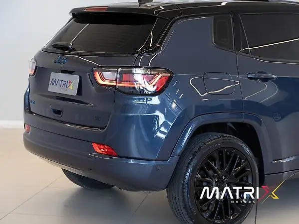 Jeep Compass 4xe Plug-in Hybrid - Imagem 6