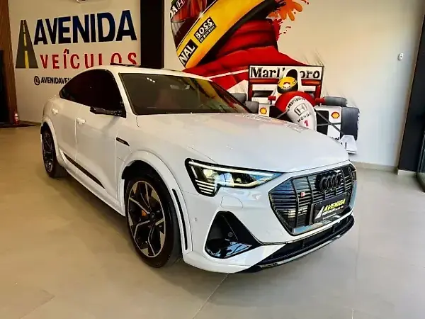 Audi E-tron S Sportback - Imagem 1