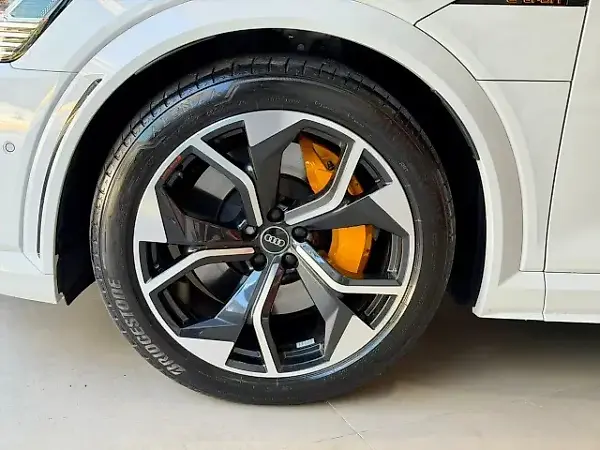 Audi E-tron S Sportback - Imagem 6