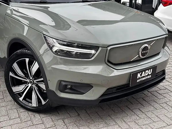 Volvo XC40 Recharge - Imagem 5