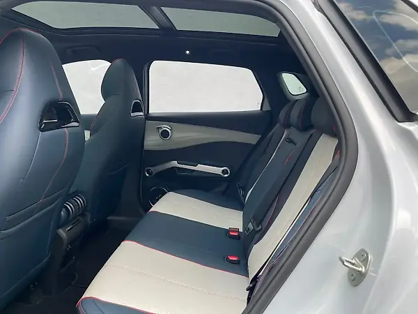 BYD Yuan Plus - Imagem 11