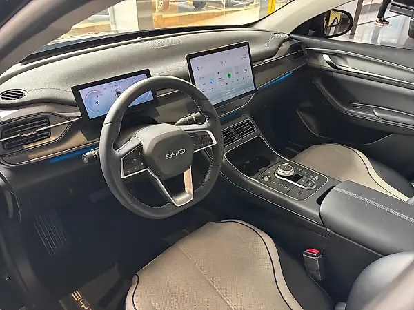 BYD King - Imagem 13
