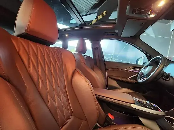 BMW IX1 - Imagem 7