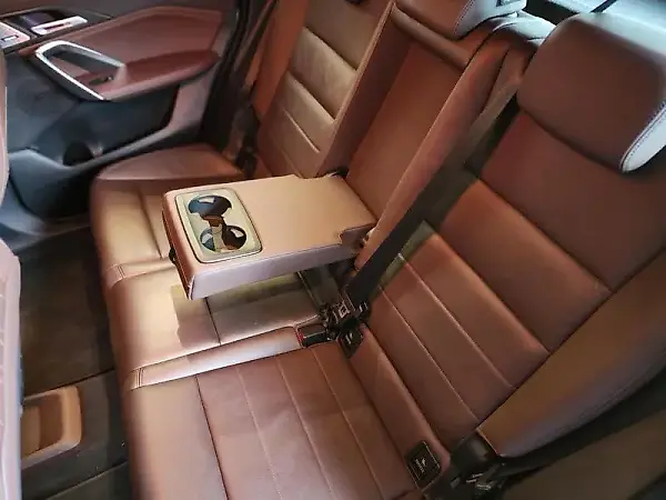 BMW IX1 - Imagem 14