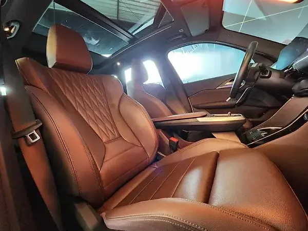 BMW IX1 - Imagem 9