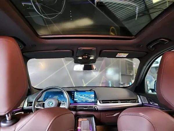 BMW IX1 - Imagem 20