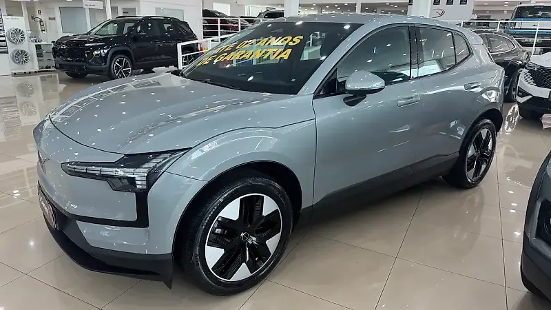 Volvo EX30 - Imagem 1