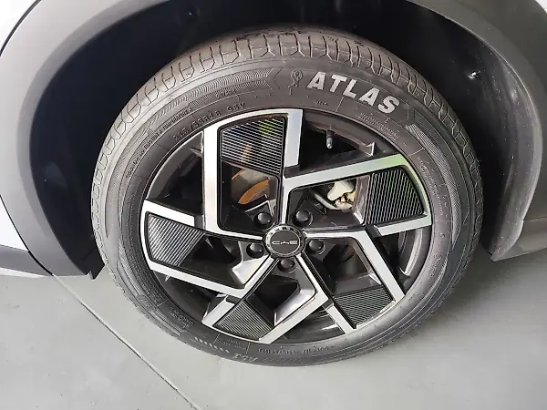 BYD Yuan Plus - Imagem 6