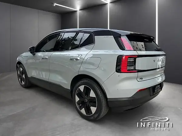 Volvo EX30 - Imagem 4