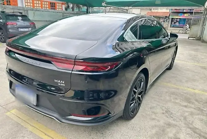BYD Han - Imagem 4