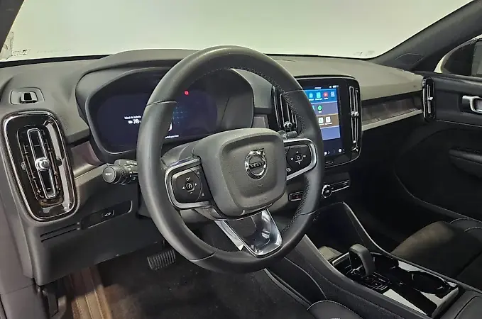 Volvo C40 Recharge - Imagem 15