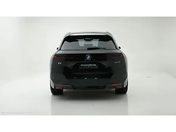 BMW Ix - Imagem 4