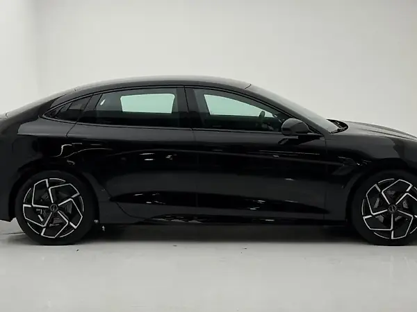 BYD Seal - Imagem 2