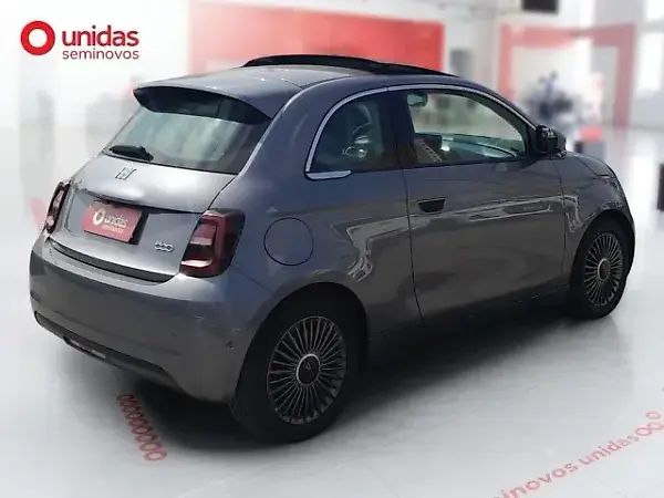 Fiat 500e - Imagem 6
