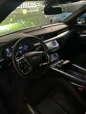 Audi E-tron Sportback - Imagem 5