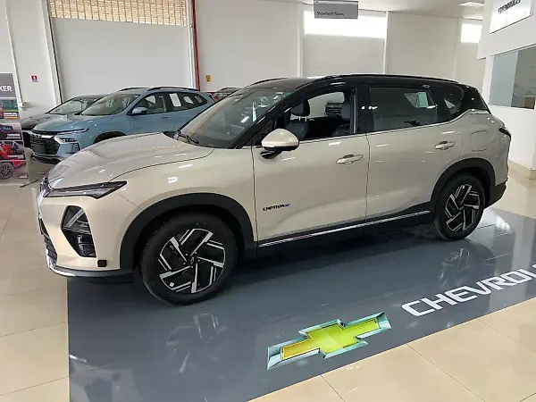 Chevrolet Captiva EV - Imagem 1