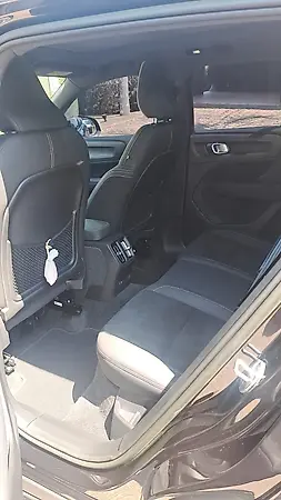 Volvo XC40 Recharge - Imagem 3