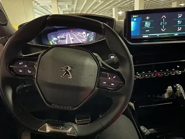 Peugeot E-2008 - Imagem 4