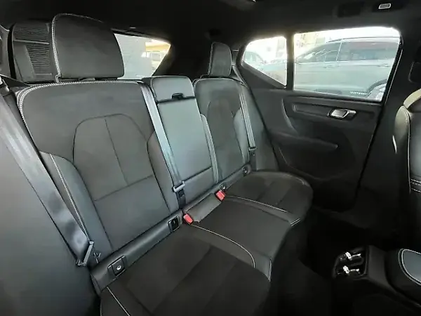 Volvo XC40 - Imagem 8