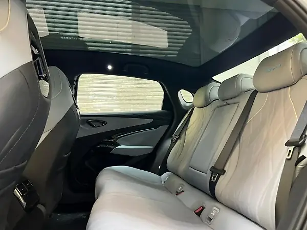 BYD Seal - Imagem 8
