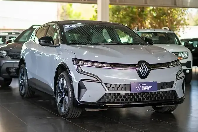Renault Megane E-tech Electric - Imagem 1