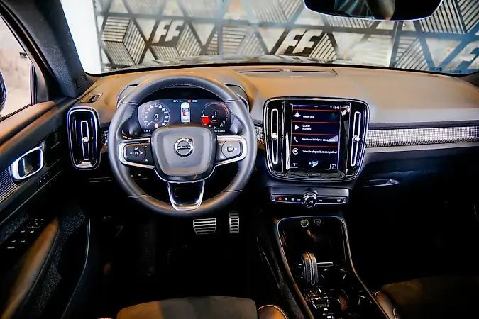 Volvo XC40 - Imagem 10
