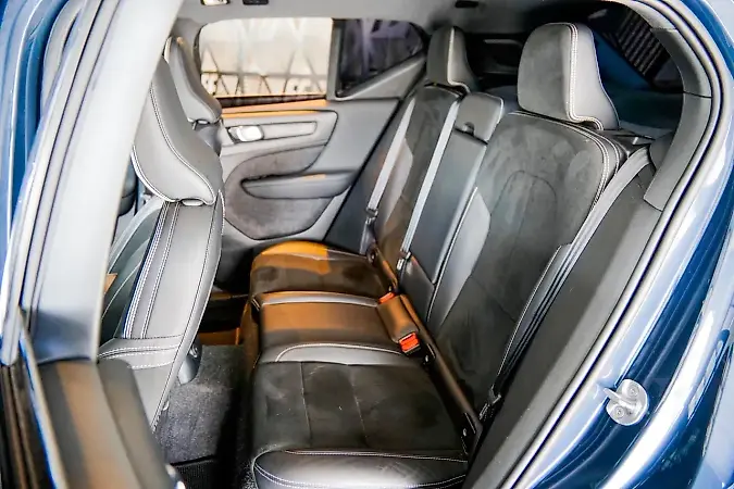Volvo XC40 - Imagem 12