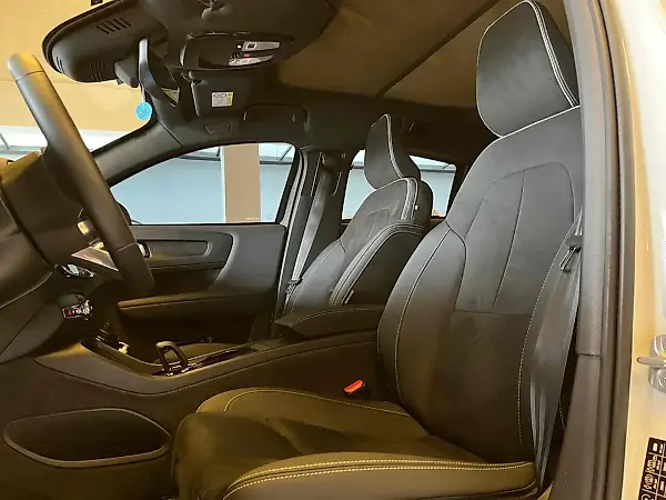 Volvo C40 Recharge - Imagem 4