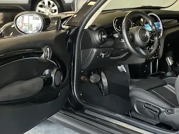 Mini Cooper SE - Imagem 9