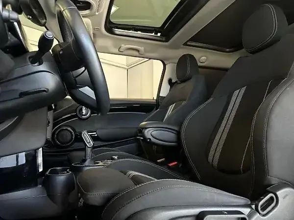 Mini Cooper SE - Imagem 10