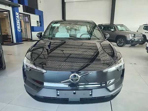 Volvo EX30 - Imagem 2