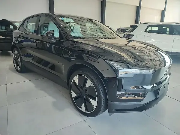 Volvo EX30 - Imagem 3