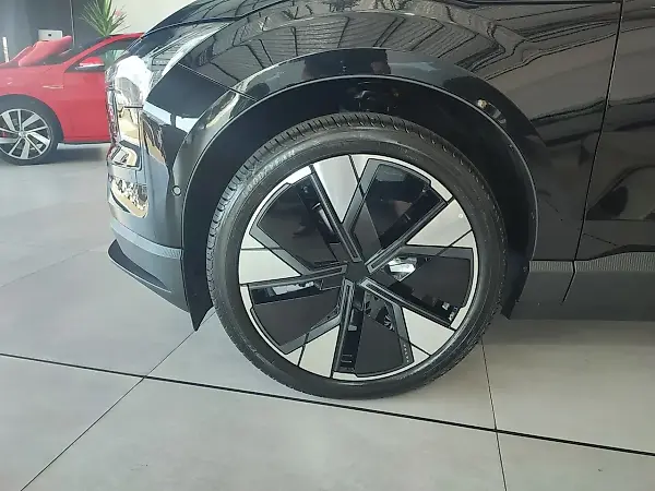 Volvo EX30 - Imagem 17
