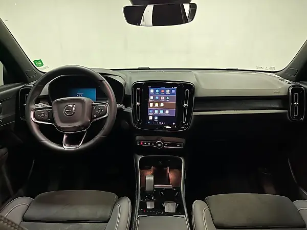 Volvo XC40 Recharge - Imagem 5
