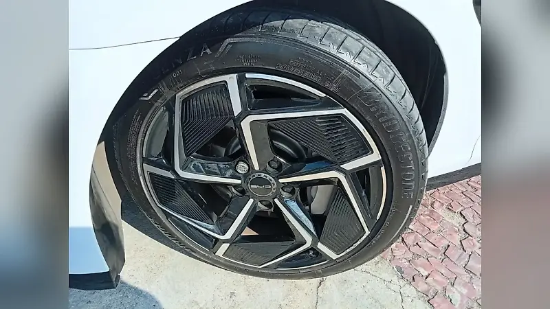 BYD Seal - Imagem 7
