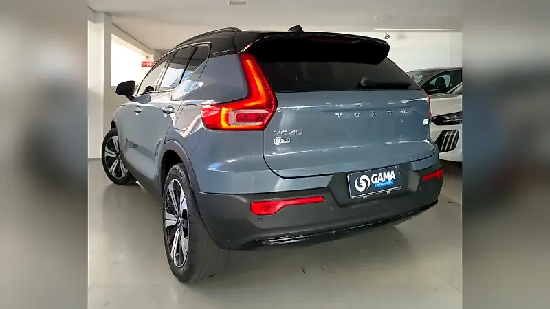 Volvo XC40 Recharge - Imagem 4