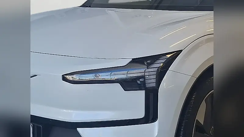 Volvo EX30 - Imagem 5