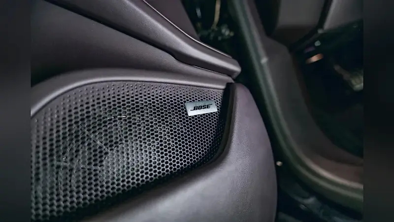Porsche Taycan - Imagem 12