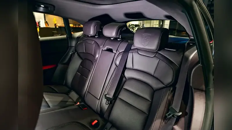 Porsche Taycan - Imagem 9