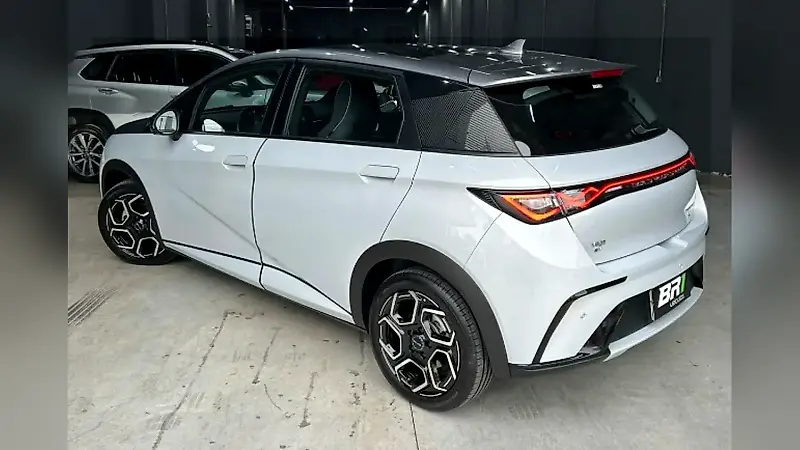 BYD Dolphin Plus - Imagem 1