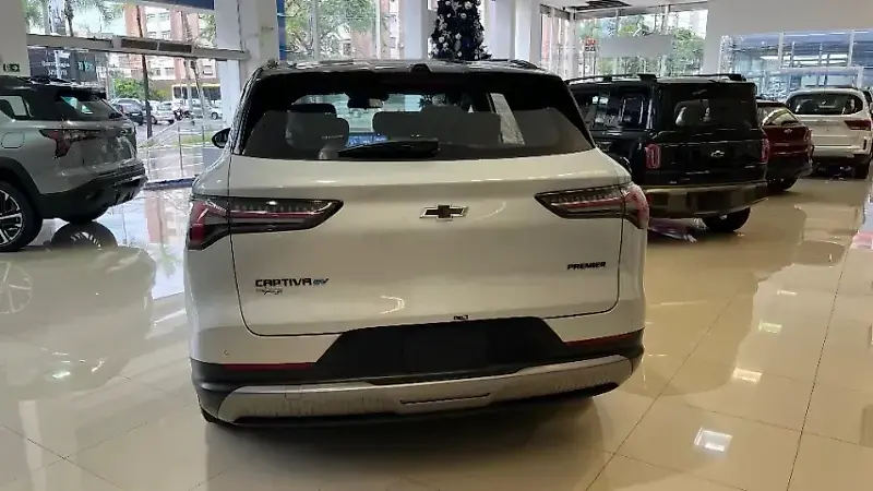 Chevrolet Captiva EV - Imagem 7