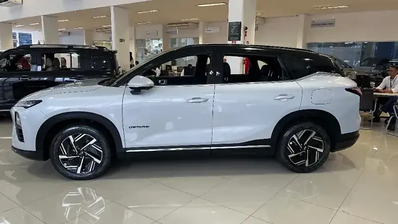 Chevrolet Captiva EV - Imagem 3