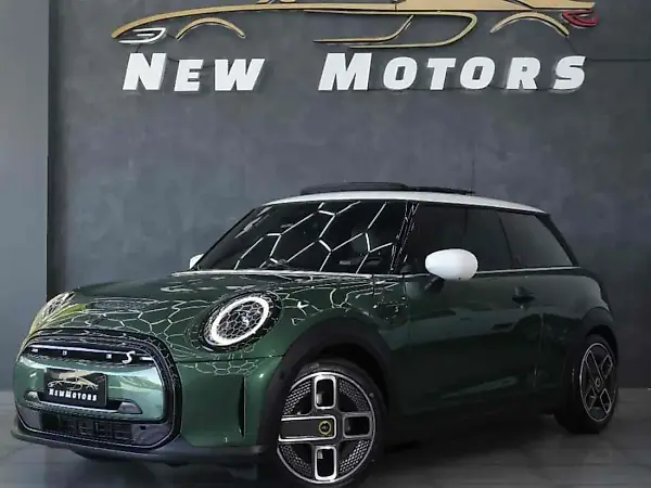 Mini Cooper SE - Imagem 1