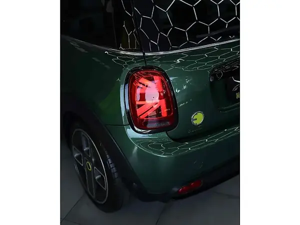 Mini Cooper SE - Imagem 14