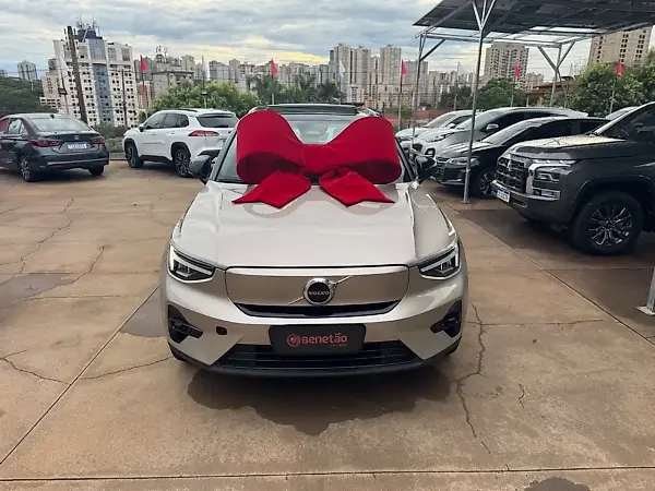 Volvo XC40 - Imagem 1